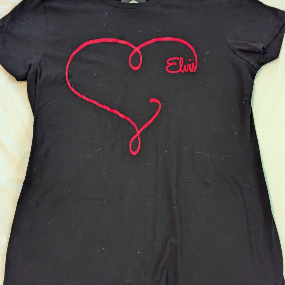 Graceland Elvis Top with a Heart Graphic. -Large